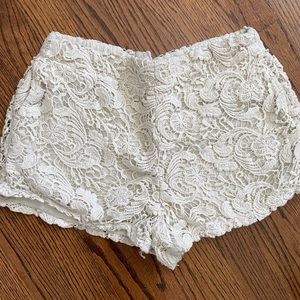 Lace detailed shorts